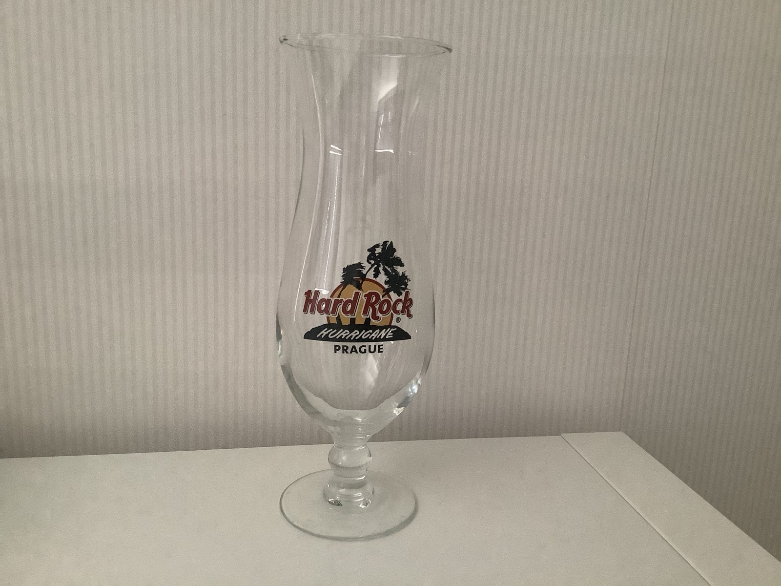 Hard Rock Cafe Hurricane glas Praag - 25 cm hoog, Ophalen of Verzenden, Gebruikt, Glas of Glazen, Overige merken