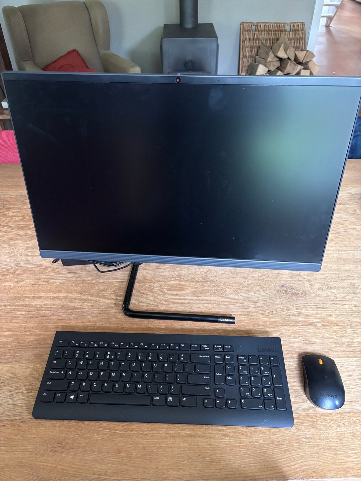 Lenovo IdeaCentre A340-24IWL 1Tb ssd, 256gb ssd, 8gb ram, Gebruikt, HDD, 2 tot 3 Ghz, Met monitor