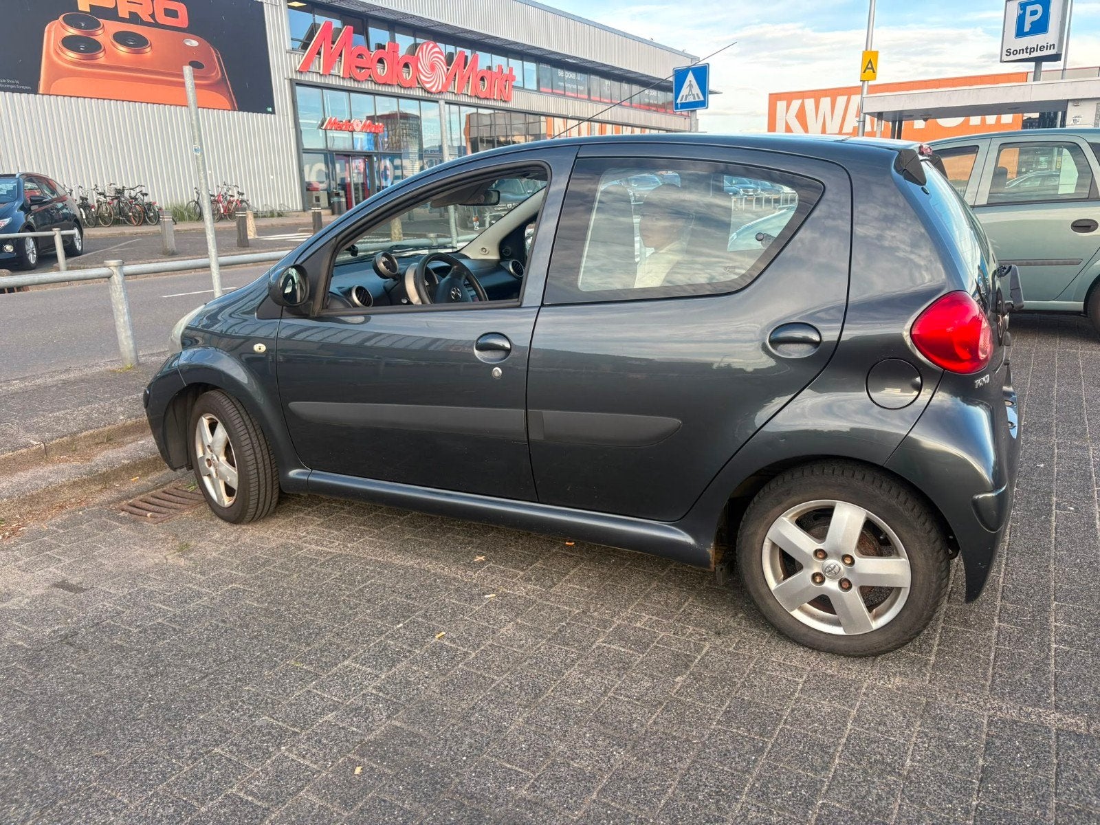 Toyota Aygo, Ophalen, Spatbord, Toyota, Nieuw