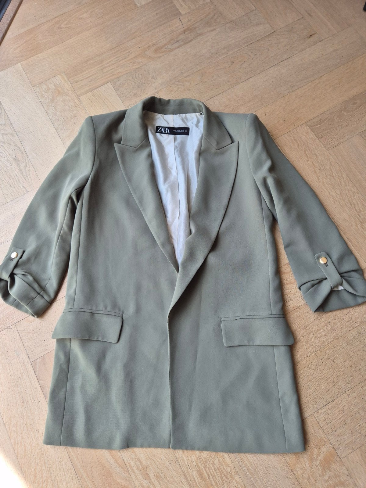Mooie rechte dames blazer mt XS zara zgan, Zara, Ophalen of Verzenden, Zo goed als nieuw, Jasje