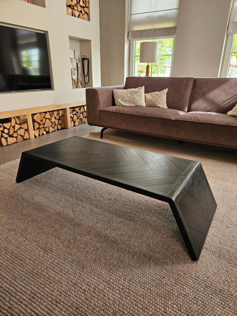 Nieuwe salontafel met eiken visgraat 115 bij 55 en 30cm hoog, Huis en Inrichting, Tafels | Salontafels, 100 tot 150 cm, Eikenhout