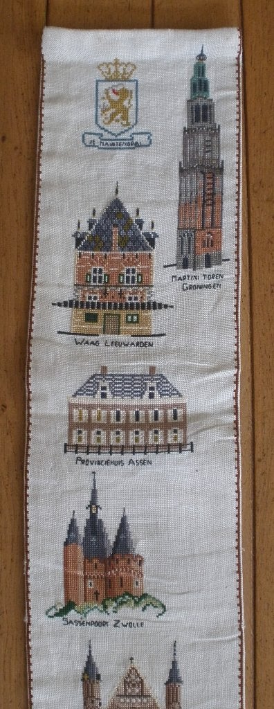 Borduurwerk oude Nederlandsche gebouwen - Schellekoord, Ophalen of Verzenden, Zo goed als nieuw, Handborduren, Overige typen