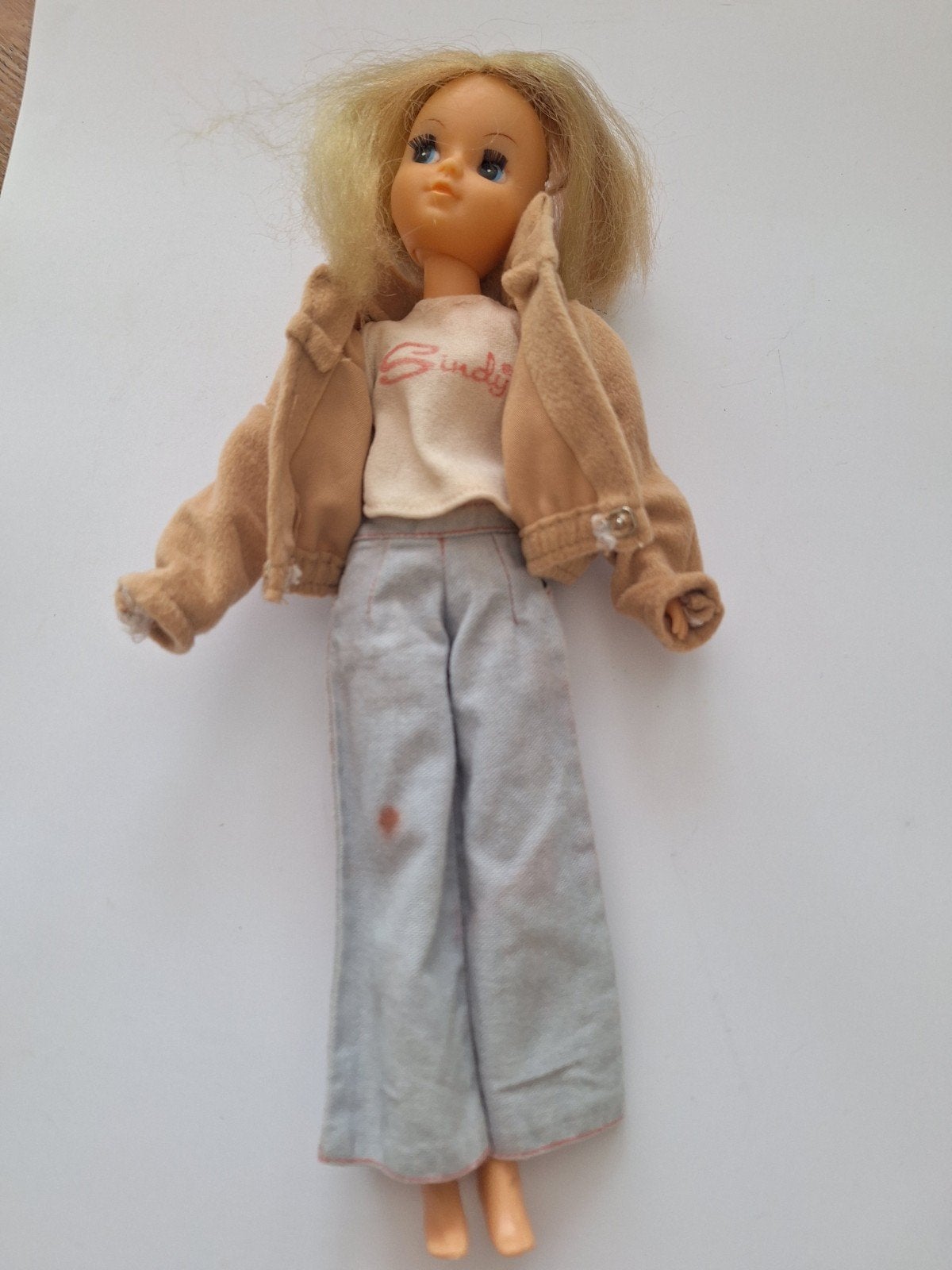 Vintage Sindy pop met kleding - Jaren '70/'80, Ophalen of Verzenden, Gebruikt, Overige typen