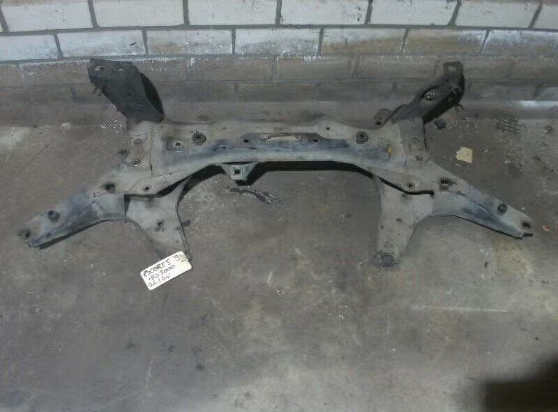 SUBFRAME VOOR Ford Escort 5 (AAL / ABL) (01-1990/01-1995), Gebruikt, Ophalen of Verzenden, Henry-Ford-Straße 1 50735 Köln, DE