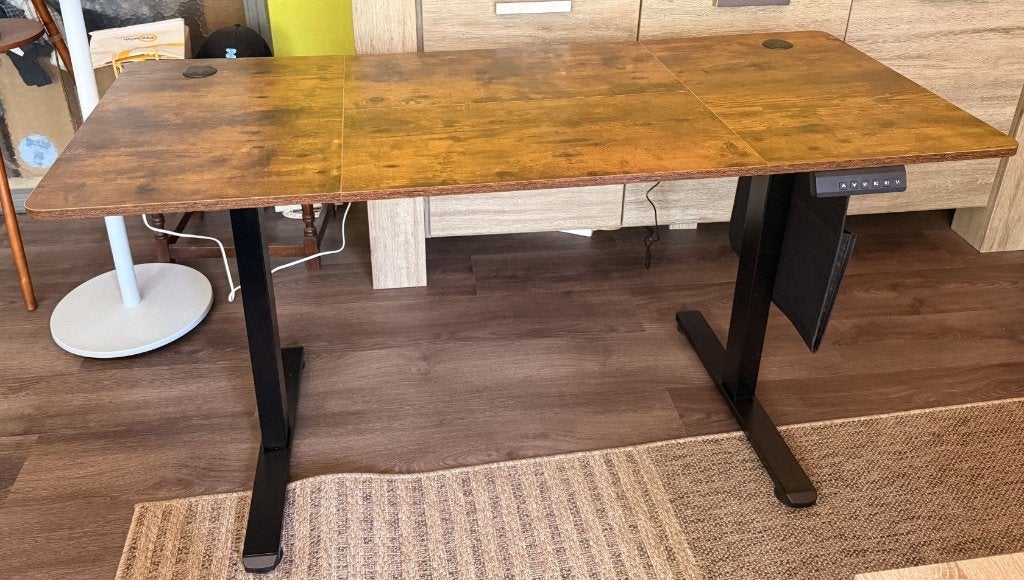 SONGMICS Elektrisch verstelbaar bureau 140 x 60 cm z.g.a.n., Ophalen, Zit-sta bureau, Zo goed als nieuw, Industrieel