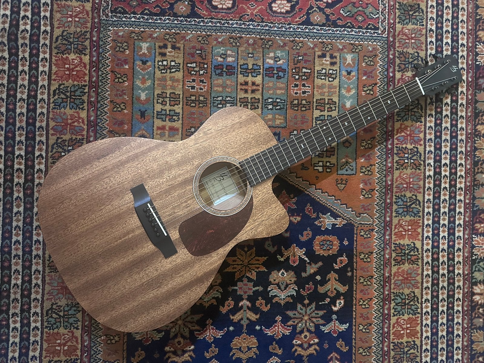 Harley Benton CLA-15MCE SolidWood - Volledig Mahonie, Ophalen, Zo goed als nieuw, Western- of Steelstringgitaar, Met (piezo-)element