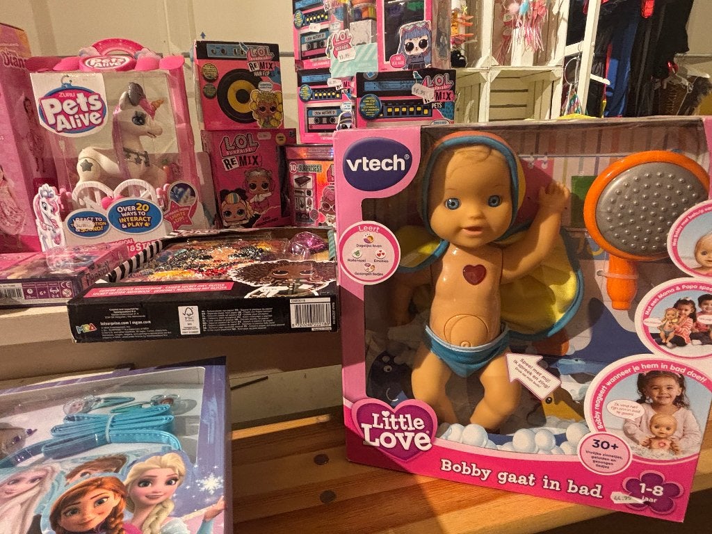 partij speelgoed knuffels en rugtassen, Ophalen of Verzenden, Nieuw, Overige typen