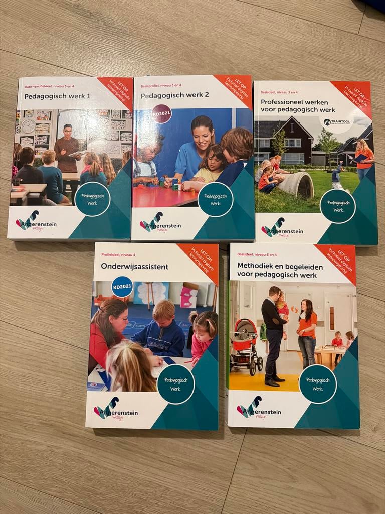 boeken Pedagogisch Werk ( Angerenstein Welzijn boom), Ophalen of Verzenden, Gamma, Zo goed als nieuw, MBO