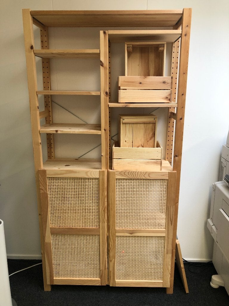 Houten stelling kast (verschillende indelingen mogelijk), Ophalen, Zo goed als nieuw
