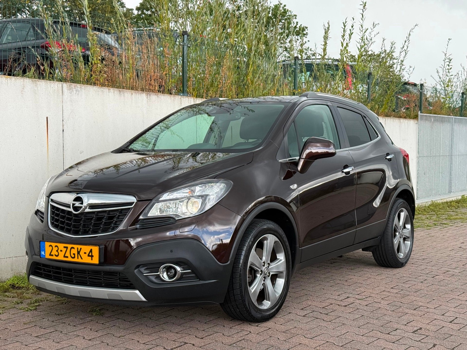 Opel Mokka 1.4 T Cosmo 4x4/OPENDAK/LEDER/NAVI/PDC/CLIMA/STOE, Auto's, Euro 5, 1325 kg, Gebruikt, Zwart