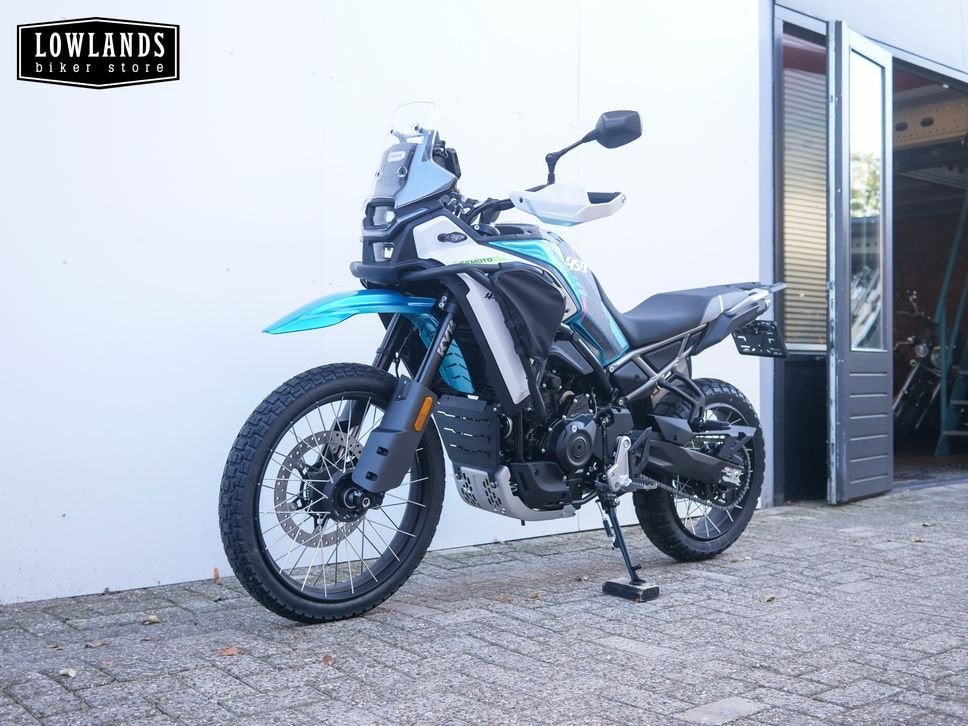 CFMOTO 450 MT SPECIAL EDITION (bj 2026), 2 cilinders, Bedrijf, Onbekend, 449 cc