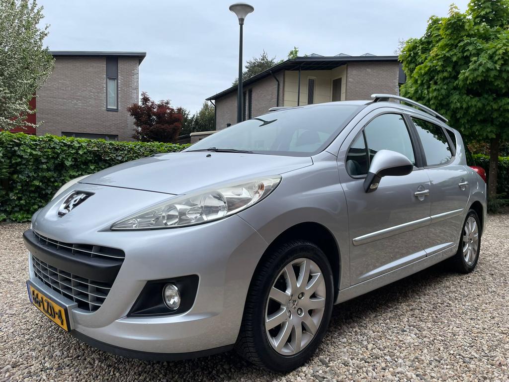 Peugeot 207 1.6 16V SW Sportium Outdoor 2010 Grijs, Voorwielaandrijving, Stof, Zwart, 4 cilinders