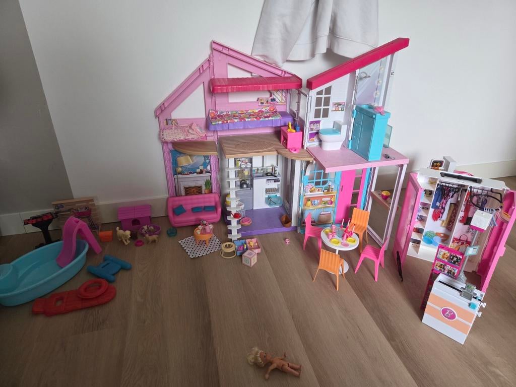 Heeeel veel barbie, Ophalen, Toebehoren