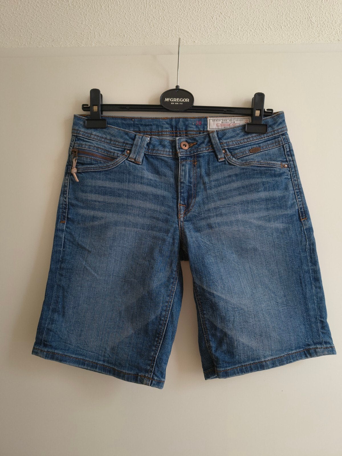 EDC korte spijkerbroek maat 28, Kort, Blauw, Ophalen of Verzenden, Maat 36 (S)