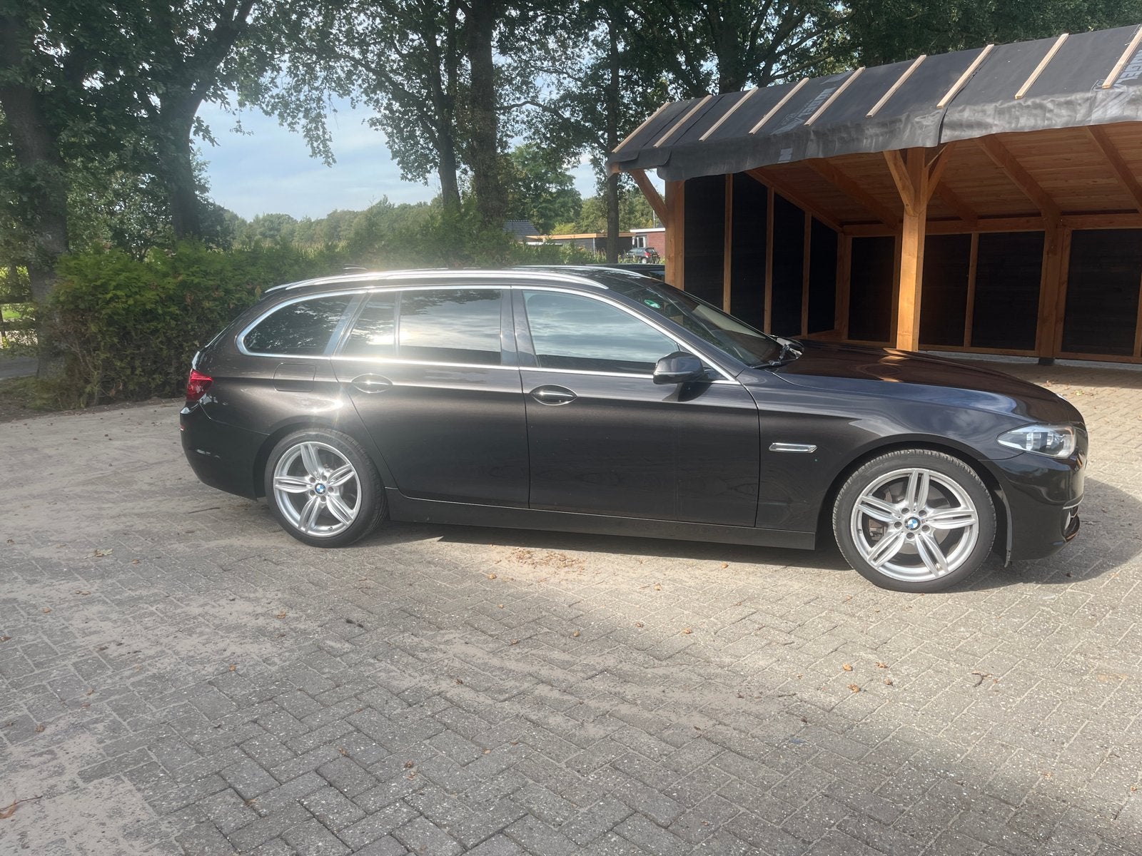 BMW 5-Serie 530D Touring XD 190KW Aut8 2015 Bruin, Auto's, Automaat, 2993 cc, 226 €/maand, Stationwagon