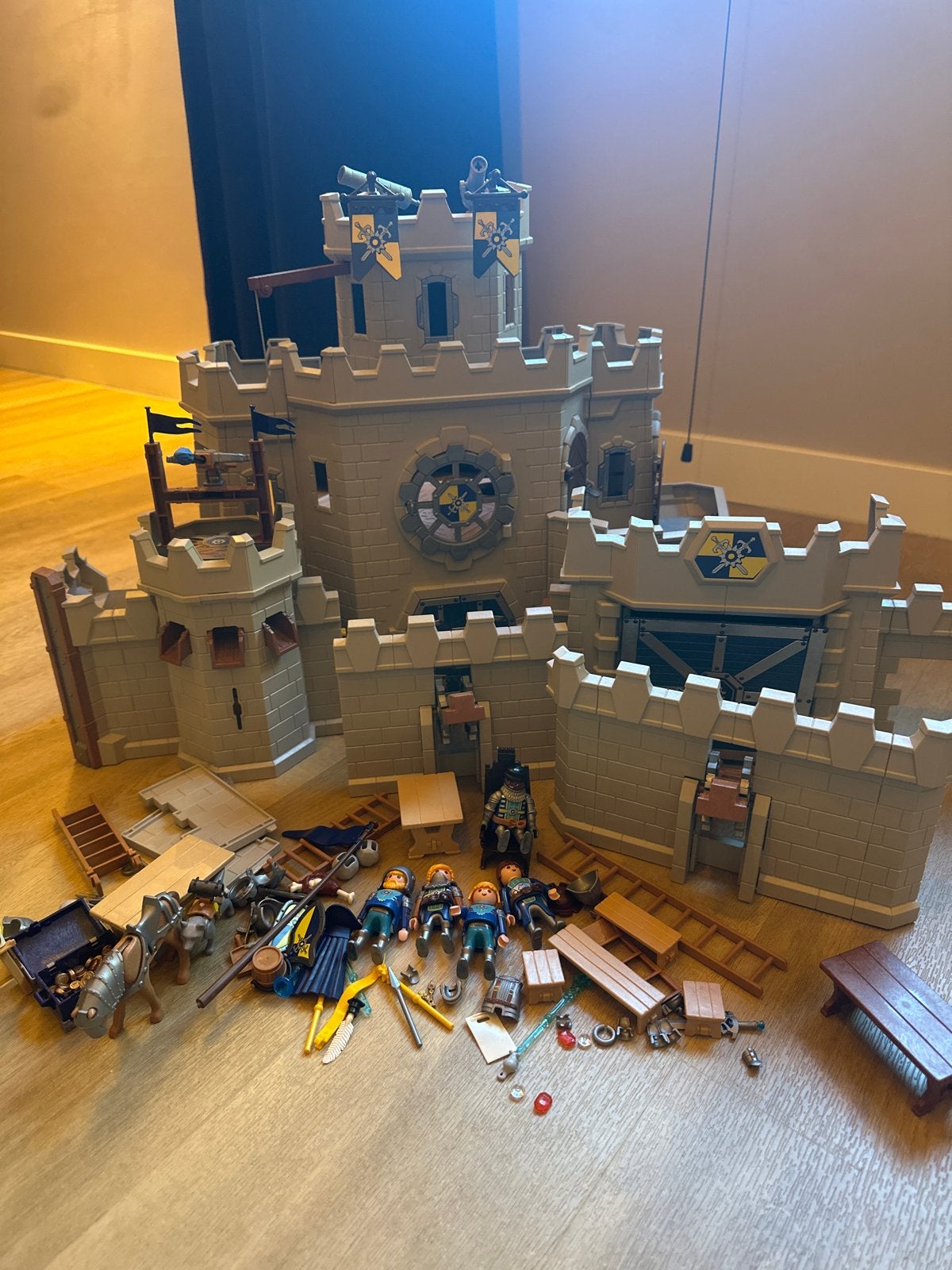 Playmobil Novelmore Kasteel - Grote Burcht van de Ridders, Complete set, Ophalen of Verzenden, Zo goed als nieuw, Kasteel/Fort