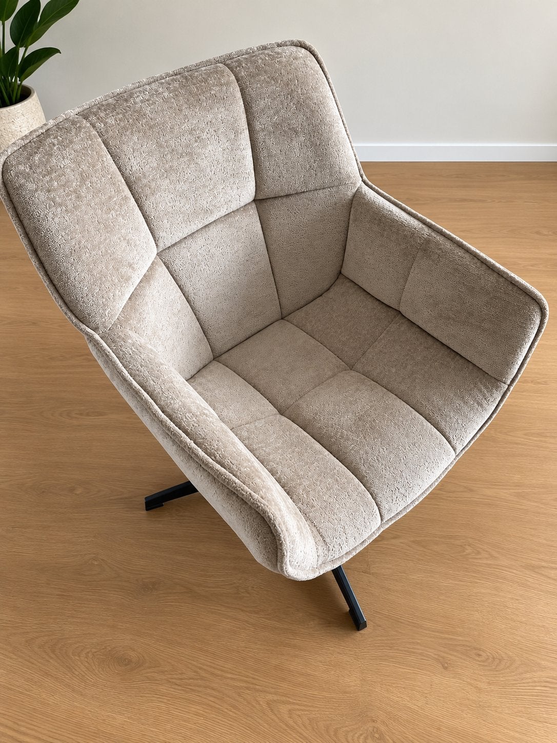 WOOOD Wibo draaifauteuil – Taupe, Ophalen, Zo goed als nieuw, 75 tot 100 cm, 50 tot 75 cm