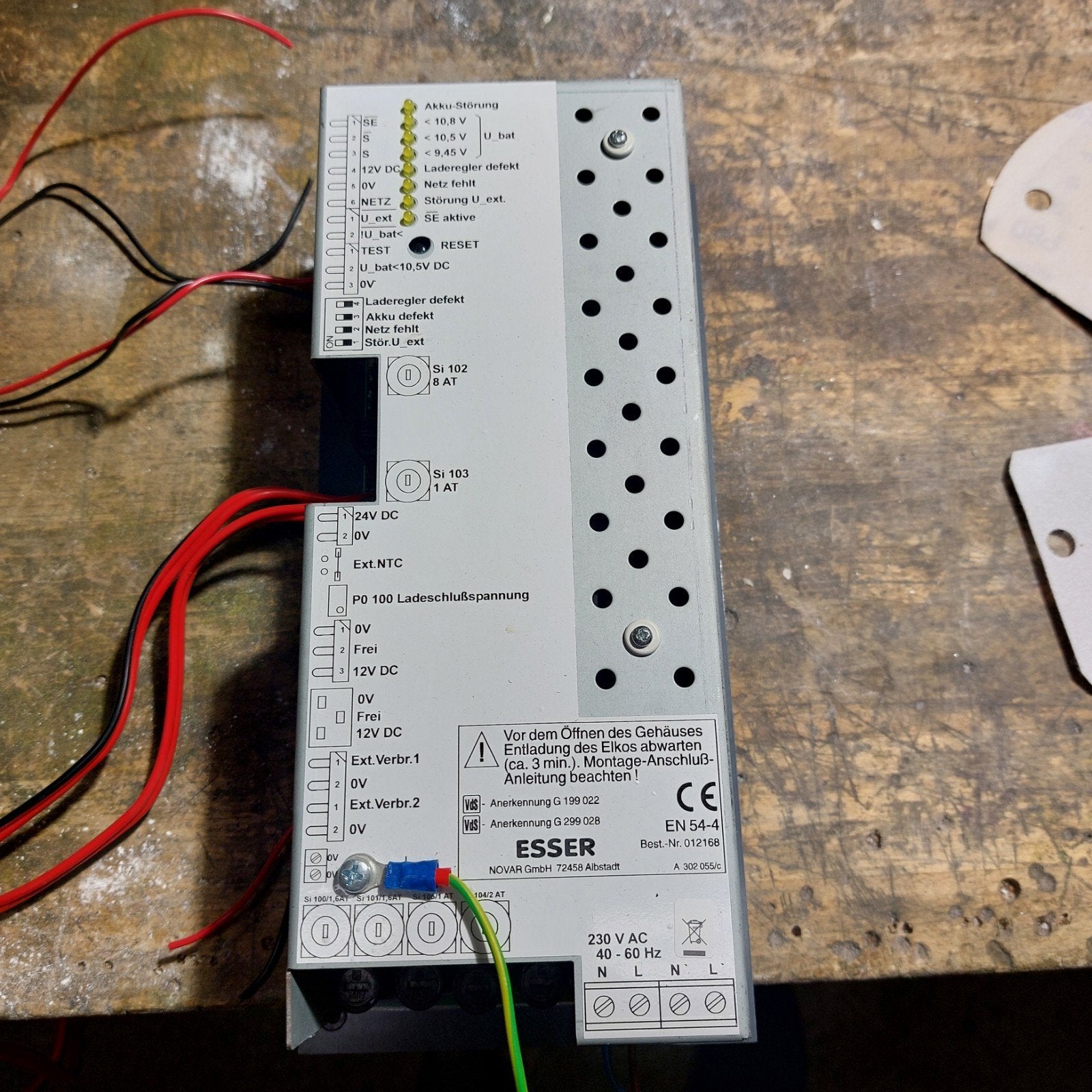 Acculader / voeding  12 en 24 volt., Ophalen of Verzenden