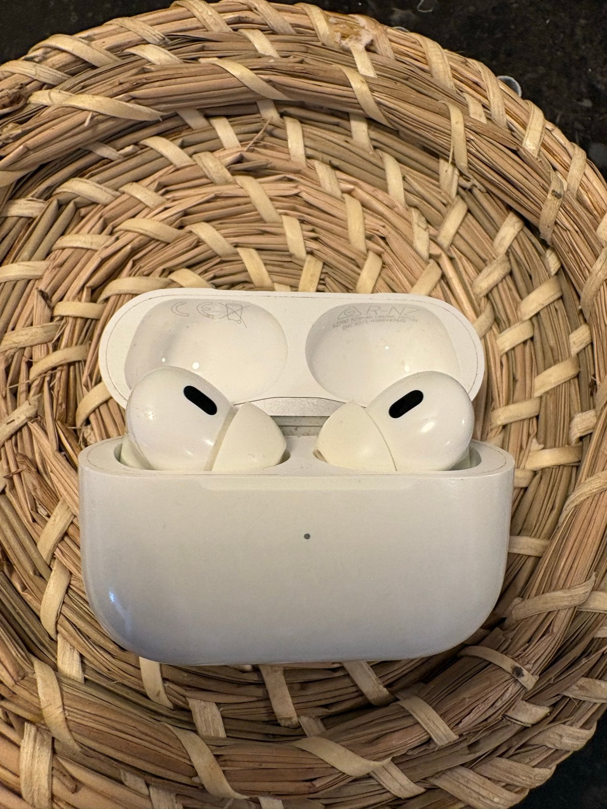 Airpods pro 2 - linker airpod defect, In-ear, Gebruikt, Bluetooth, Ophalen of Verzenden