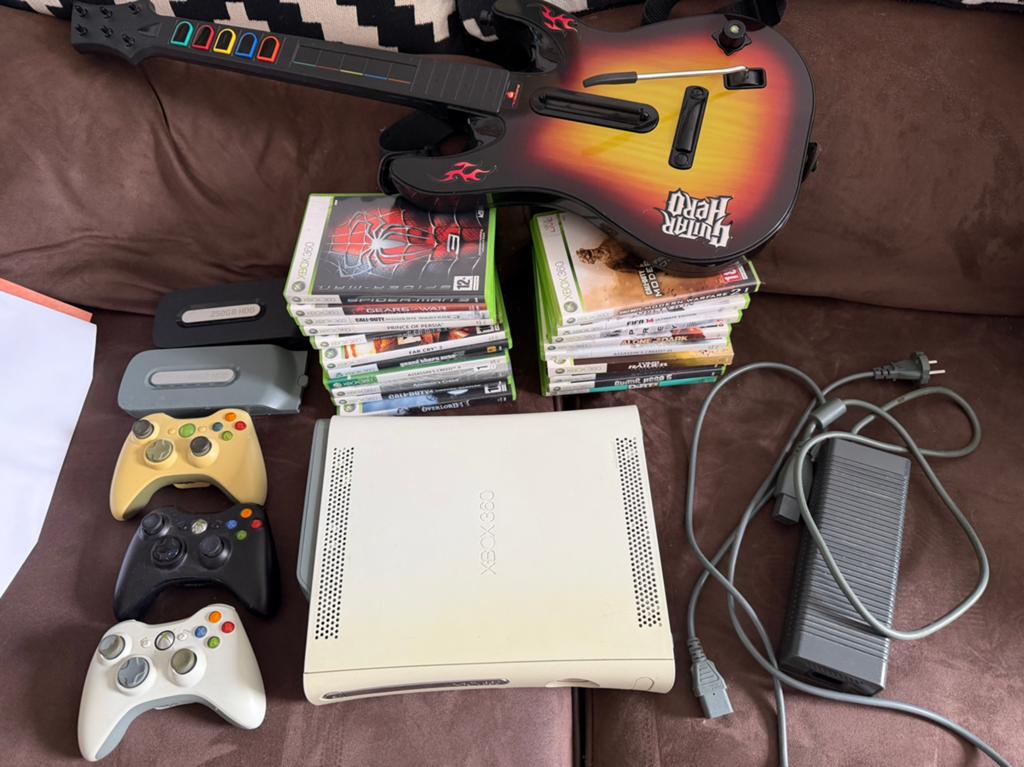 Xbox 360 met veel accessoires, Gebruikt, Overige genres, 1 speler, Ophalen of Verzenden