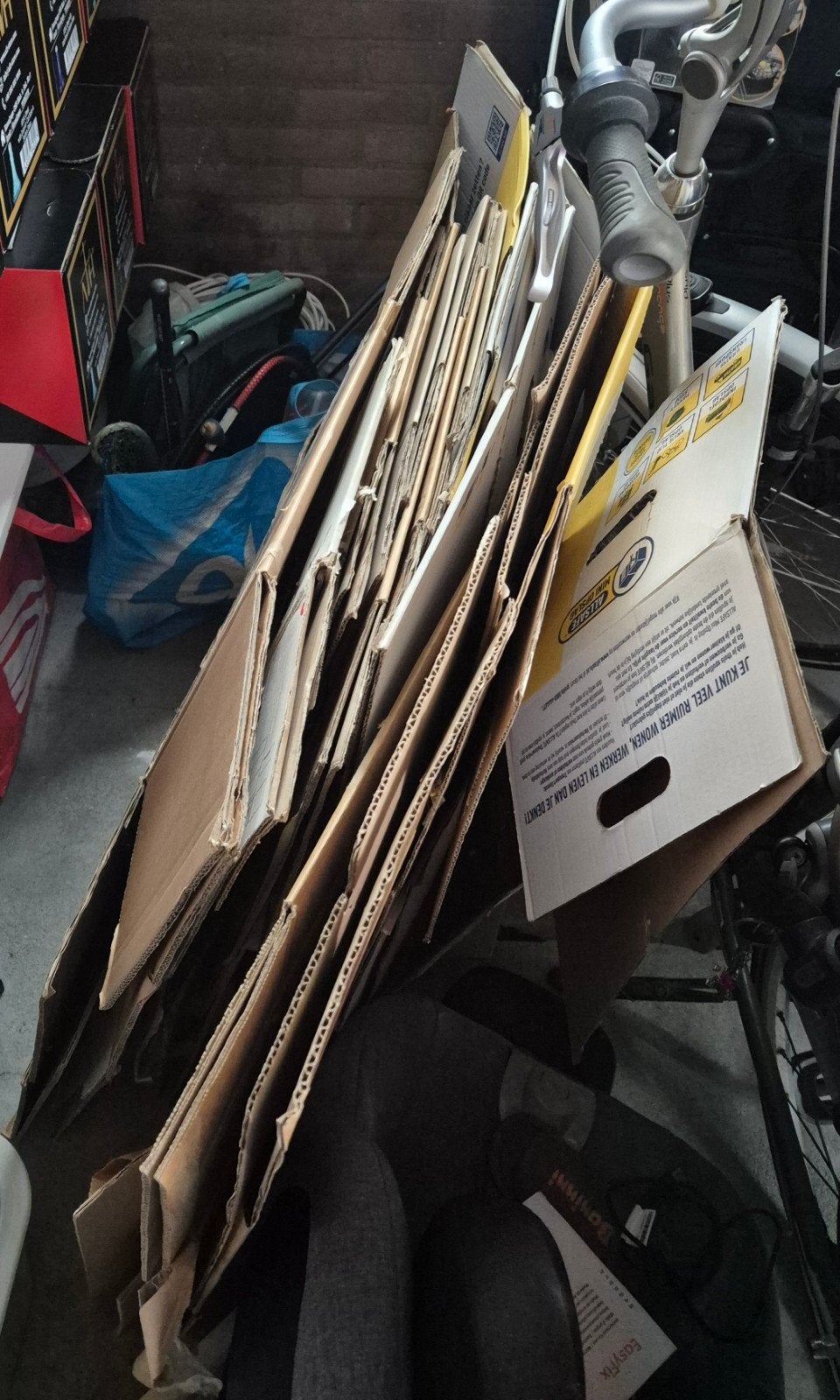 17 verhuisdozen, Doe-het-zelf en Verbouw, Kratten en Dozen, Ophalen, 50 tot 75 cm, Minder dan 40 cm, 35 tot 50 cm