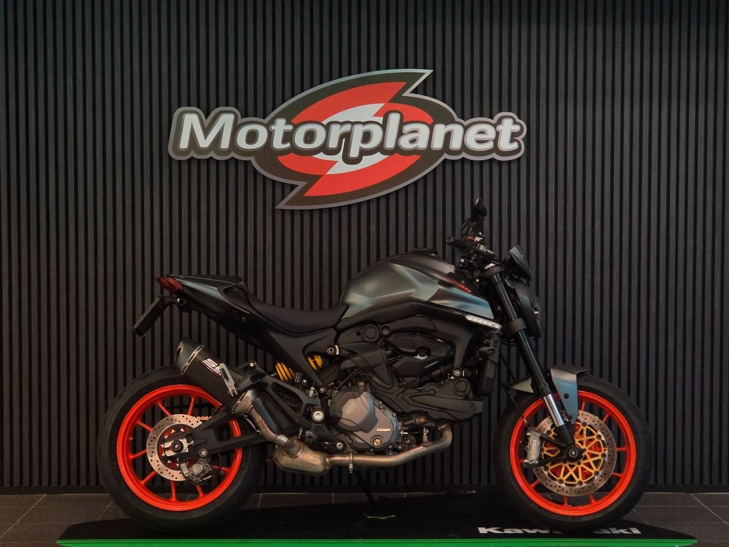 DUCATI MONSTER / MONSTER + (bj 2021), Motoren, DUCATI, 2 cilinders, Motorrijbewijs A, Bedrijf