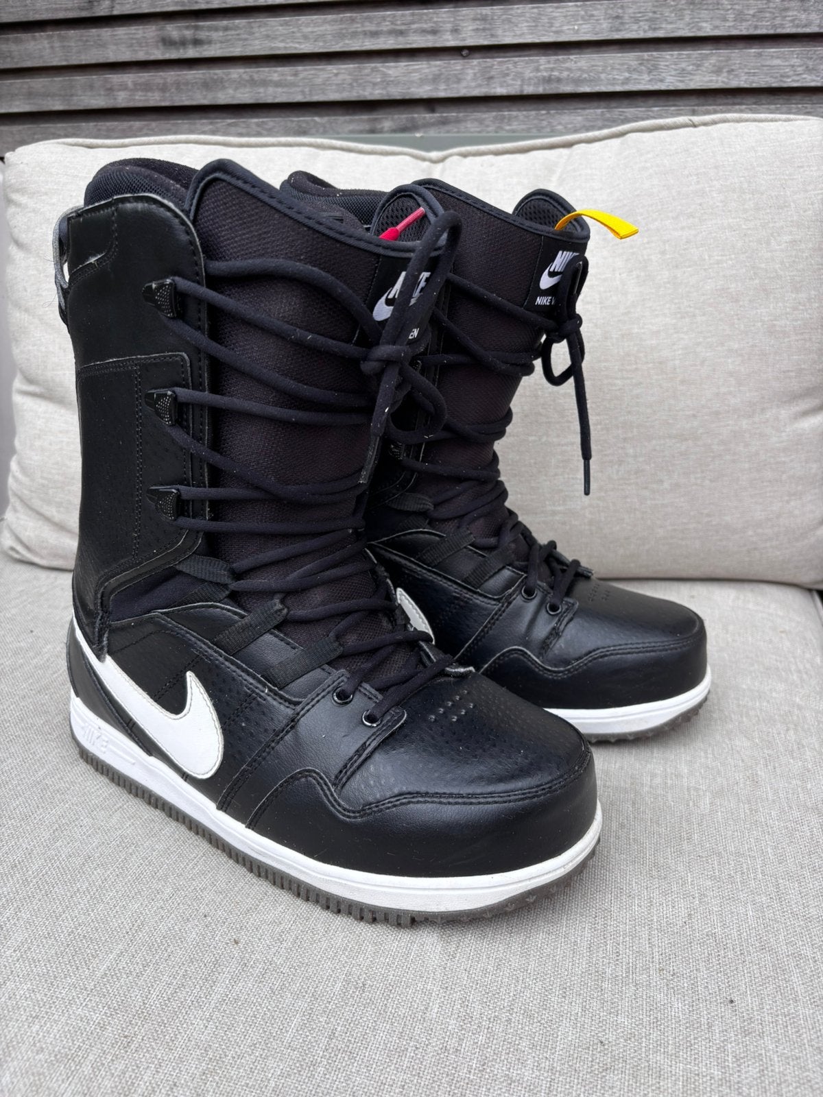Snowboard schoenen Nike, Ophalen, Zo goed als nieuw, Schoenen