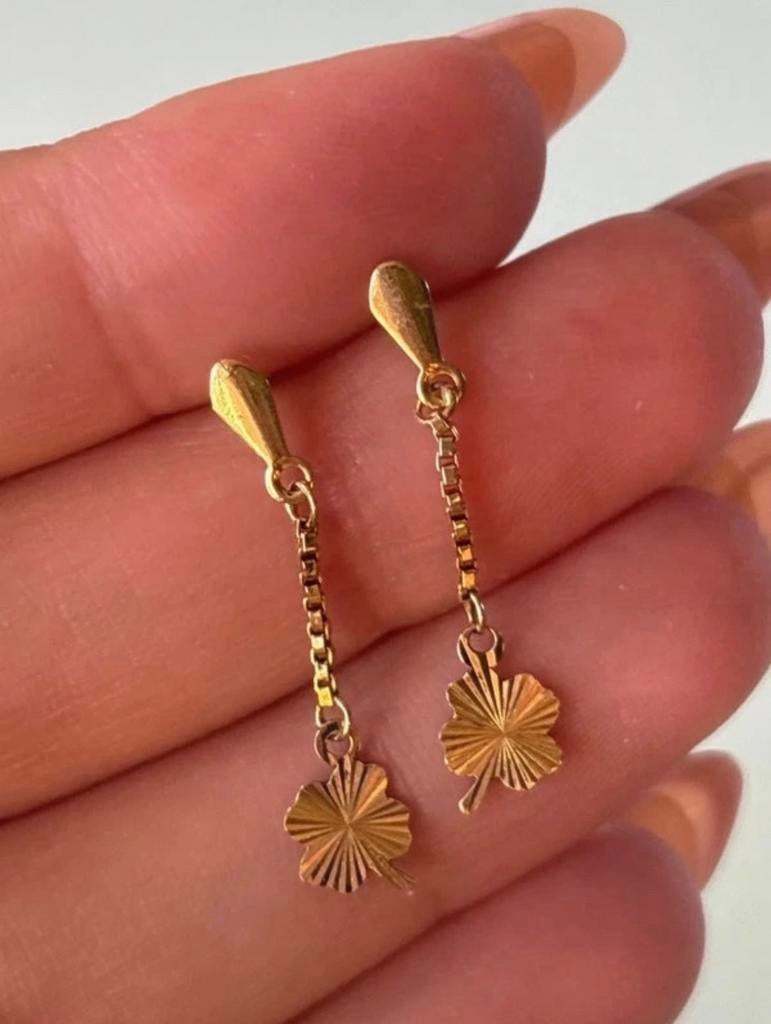 14 karaat gouden oorbellen klavertje vier, Verzenden, Zo goed als nieuw, Knopjes of Stekers, Goud