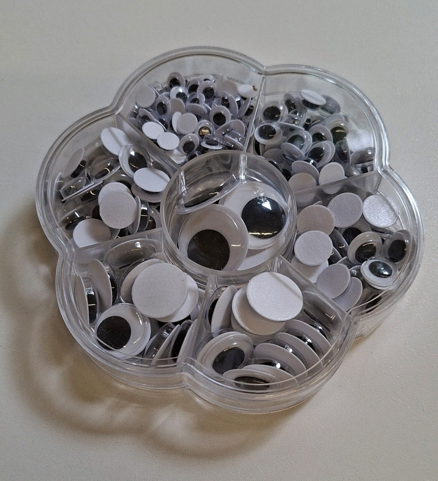 zwart witte wiebel oogjes met plakkertje aan achterkant, Ophalen of Verzenden, Nieuw