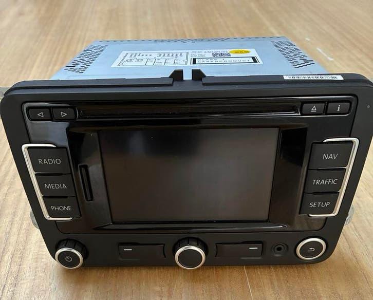 RNS310 volkswagen radio, Auto diversen, Ophalen of Verzenden, Gebruikt