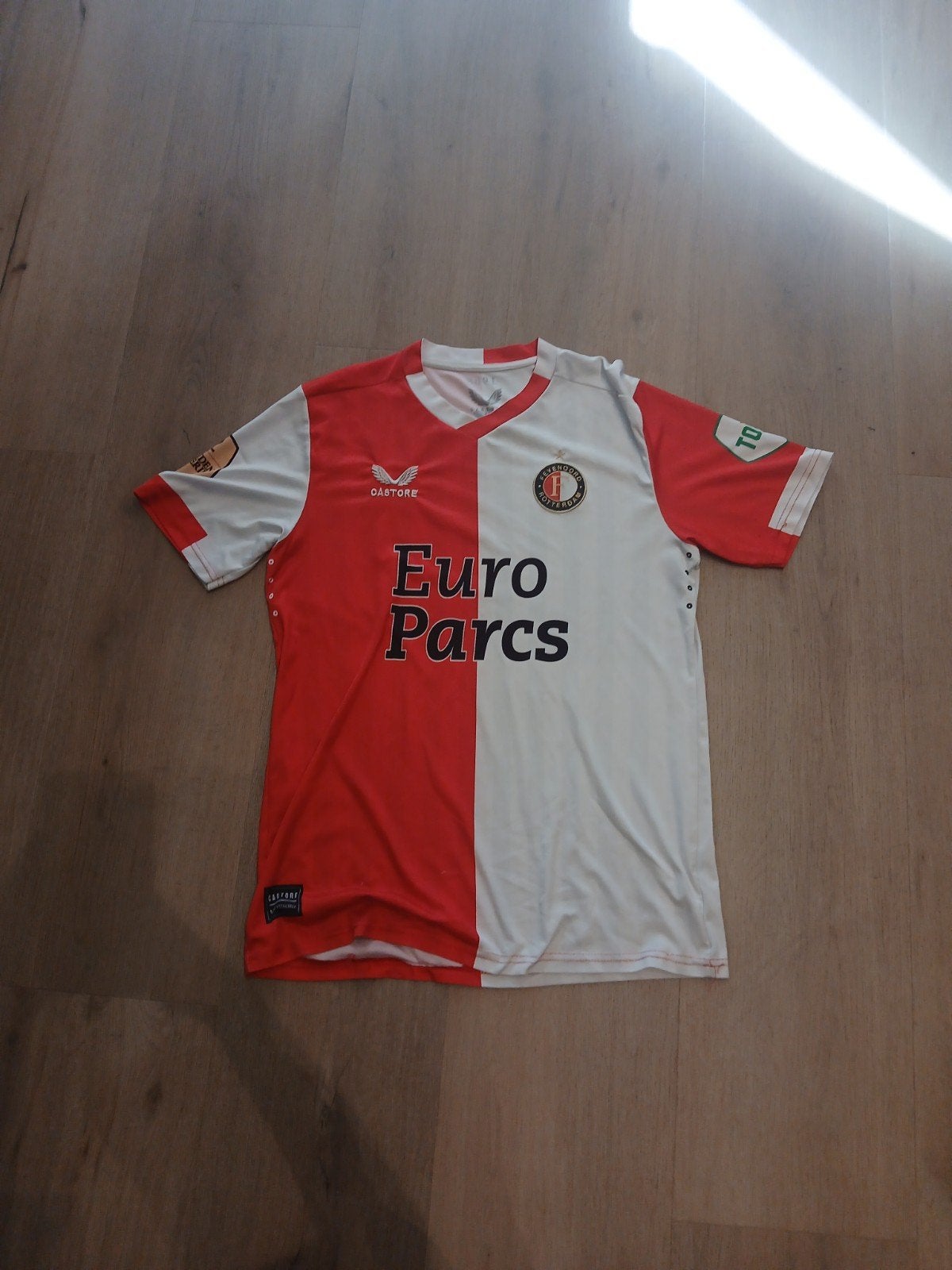feyenoord thuisshirt 22/23 maat M., Maat M, Ophalen of Verzenden, Zo goed als nieuw, Shirt