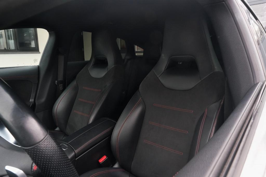 Mercedes-Benz CLA-Klasse Shooting Brake 180 AMG-Line Camera,, Auto's, Mercedes-Benz, CLA, 136 pk, Gebruikt, 4 cilinders