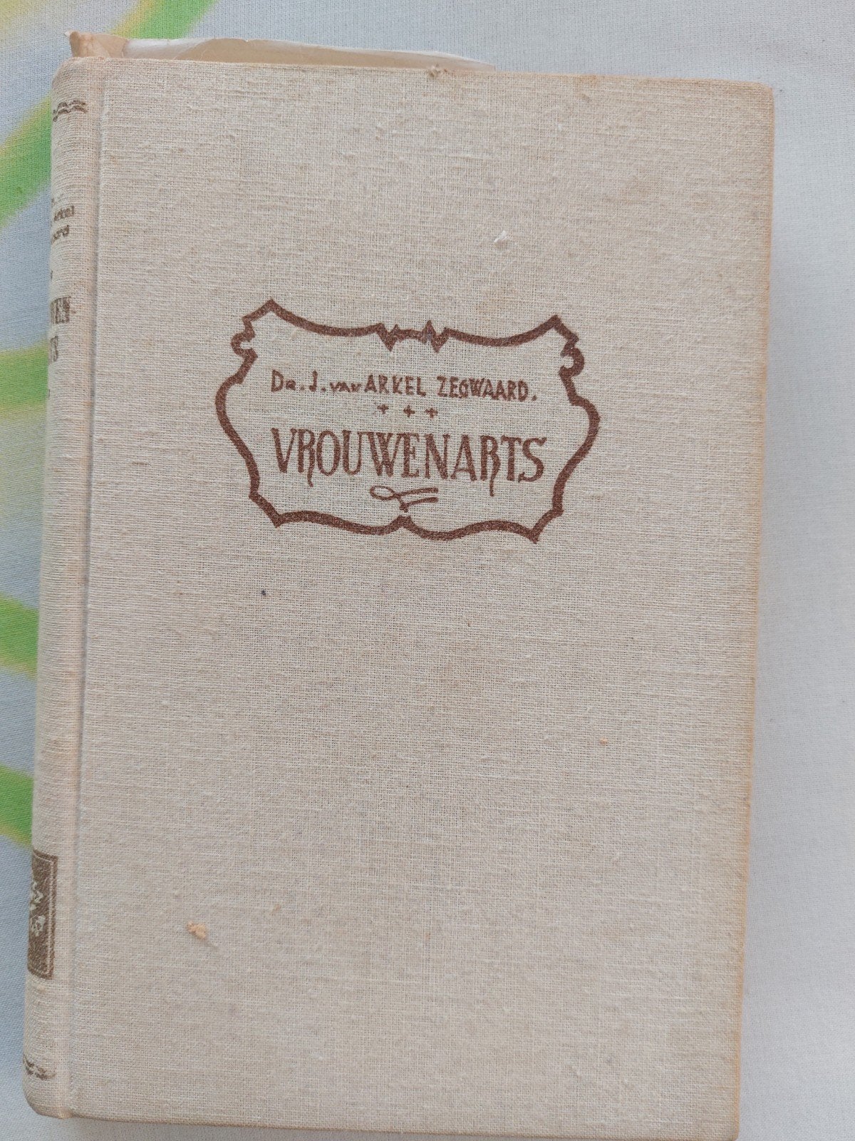 Vrouwenarts - Dr. J. van Arkel Zegwaard (Roman), Ophalen of Verzenden, Gelezen, Dr. J. van Arkel Zegwaard, Nederland
