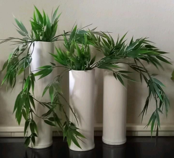 Witte bamboe vaasjes met kunst bamboe takken, Ophalen of Verzenden, Zo goed als nieuw