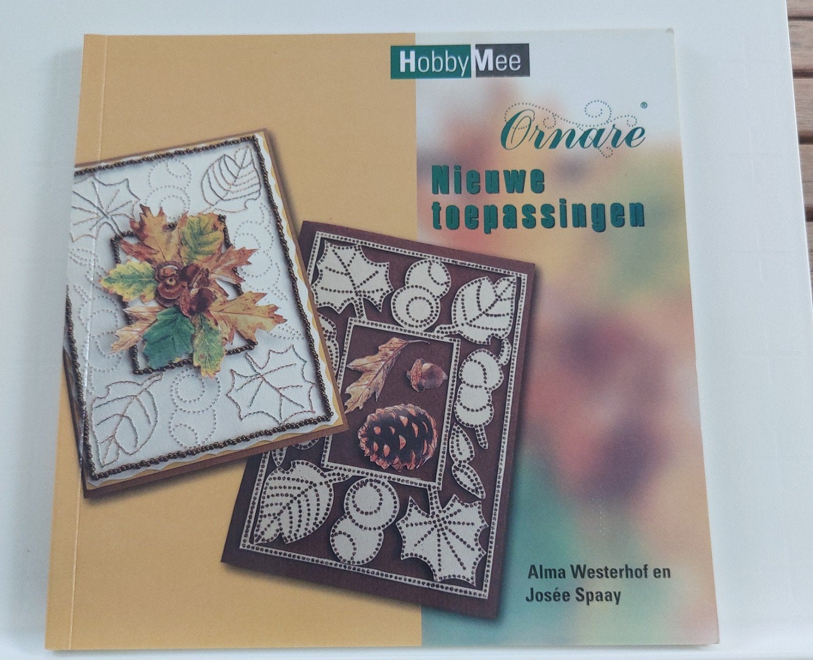 HobbyMee Ornaren Nieuwe Toepassingen Knutselboek, Ophalen, Zo goed als nieuw, Scrapbooking en Knutselen, Alma Westerhof en Josée Spaay