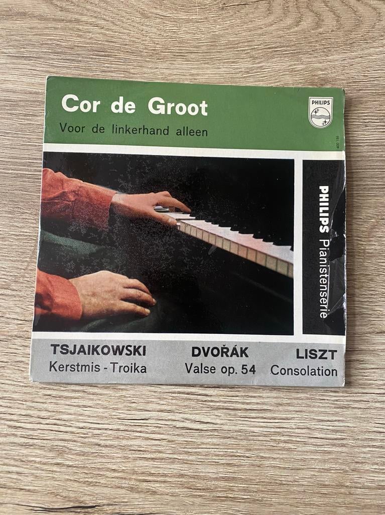 Vintage Philips Piano EP – Cor de Groot “Voor de linkerhand, Gebruikt, Ophalen of Verzenden, Romantiek, Overige typen