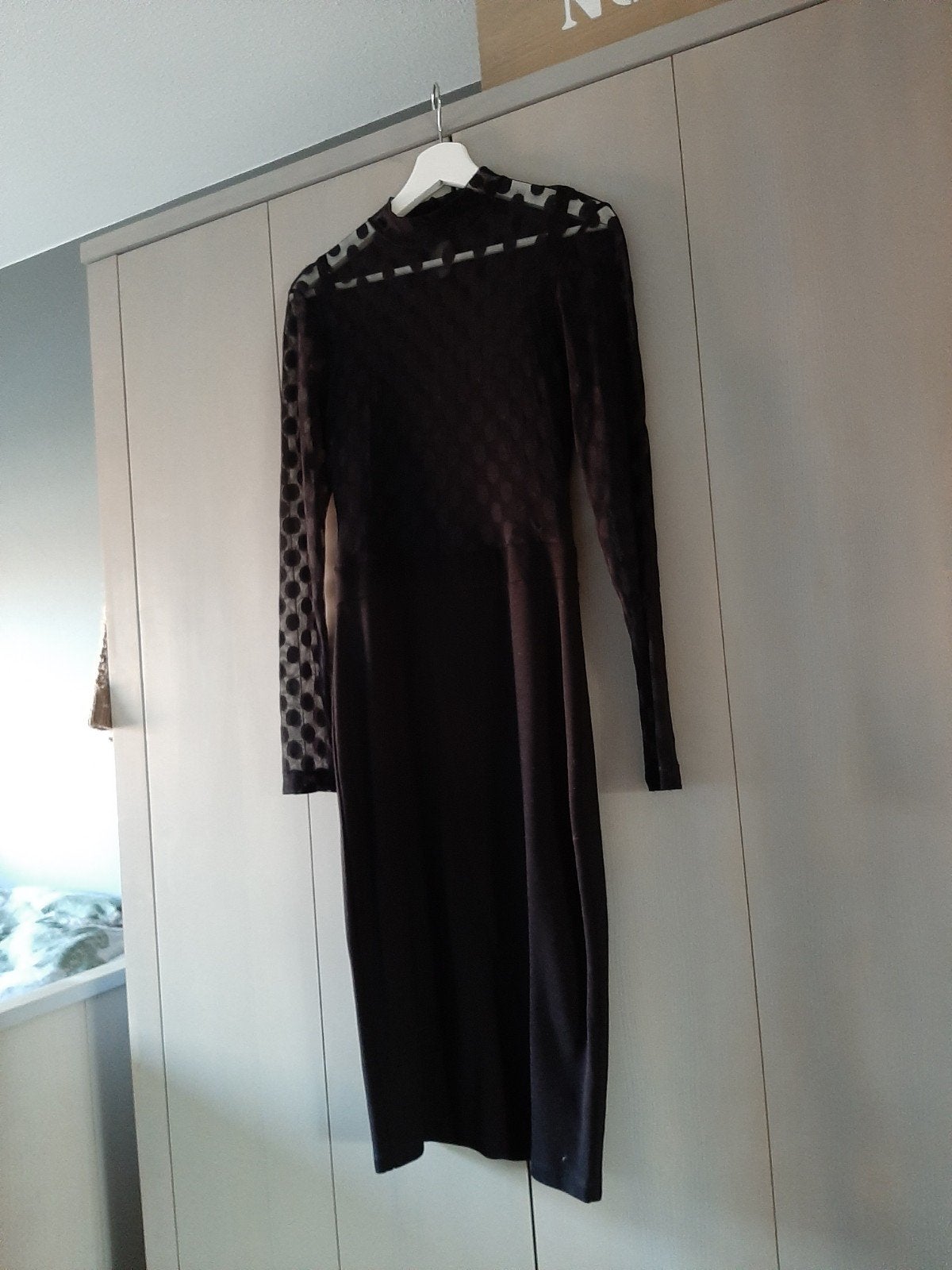 Heel mooie jurk juffrouw Jansen maat S zwart als nieuw!, Kleding | Dames, Zwart, Ophalen of Verzenden, Zo goed als nieuw, Knielengte