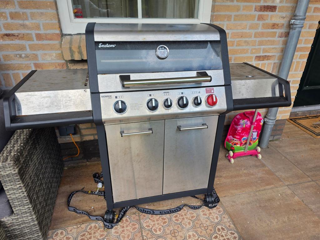 Enders Monroe Pro gasbarbecue met hoes, Tuin en Terras, Ophalen, Gebruikt, Enders