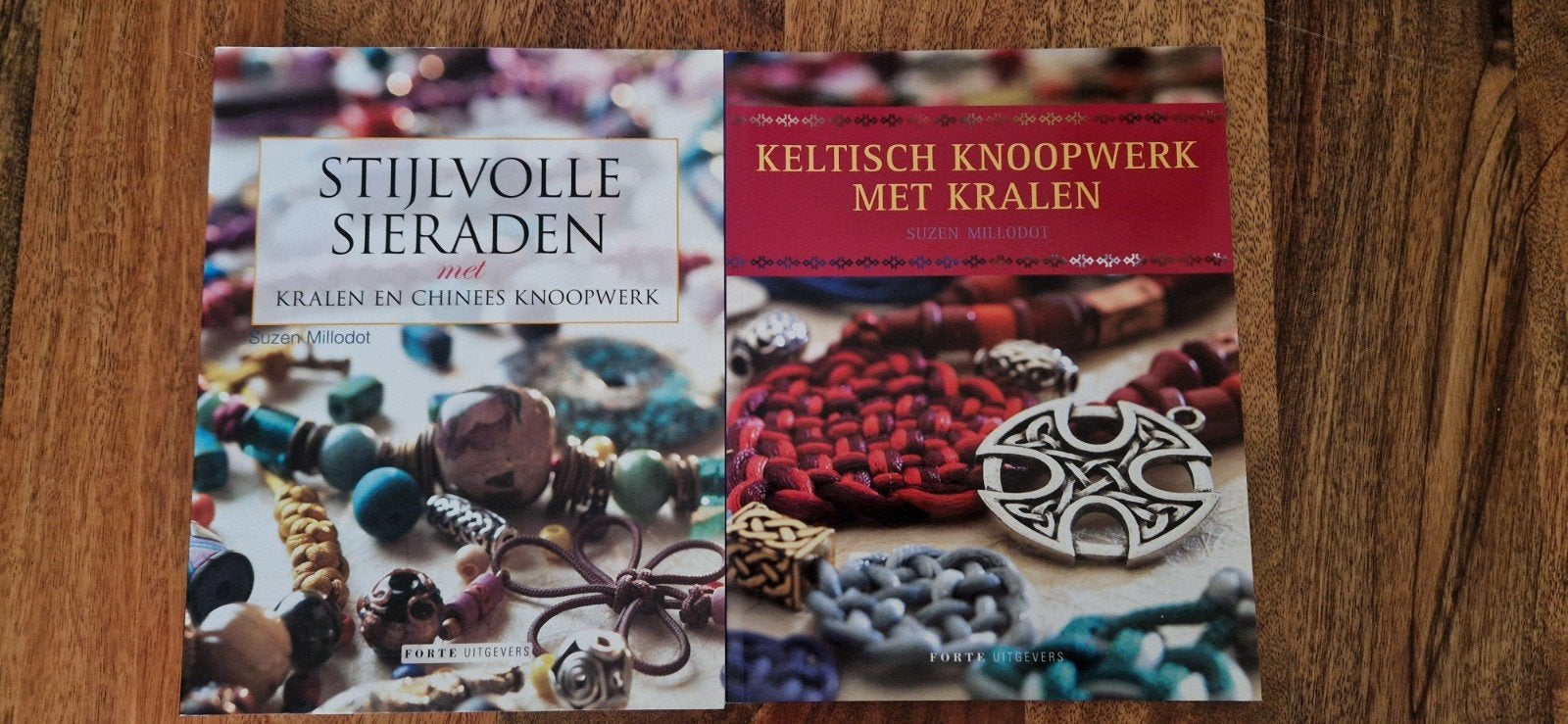 Chinees en Keltisch knoopwerk boeken van Suzen Millodot, Boeken, Ophalen of Verzenden, Zo goed als nieuw, Overige onderwerpen