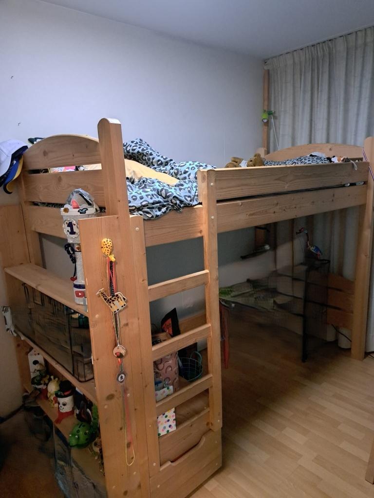 ZGAN hoogslaper, Kinderen en Baby's, Kinderkamer | Stapelbedden en Hoogslapers, Ophalen, Zo goed als nieuw, Hoogslaper