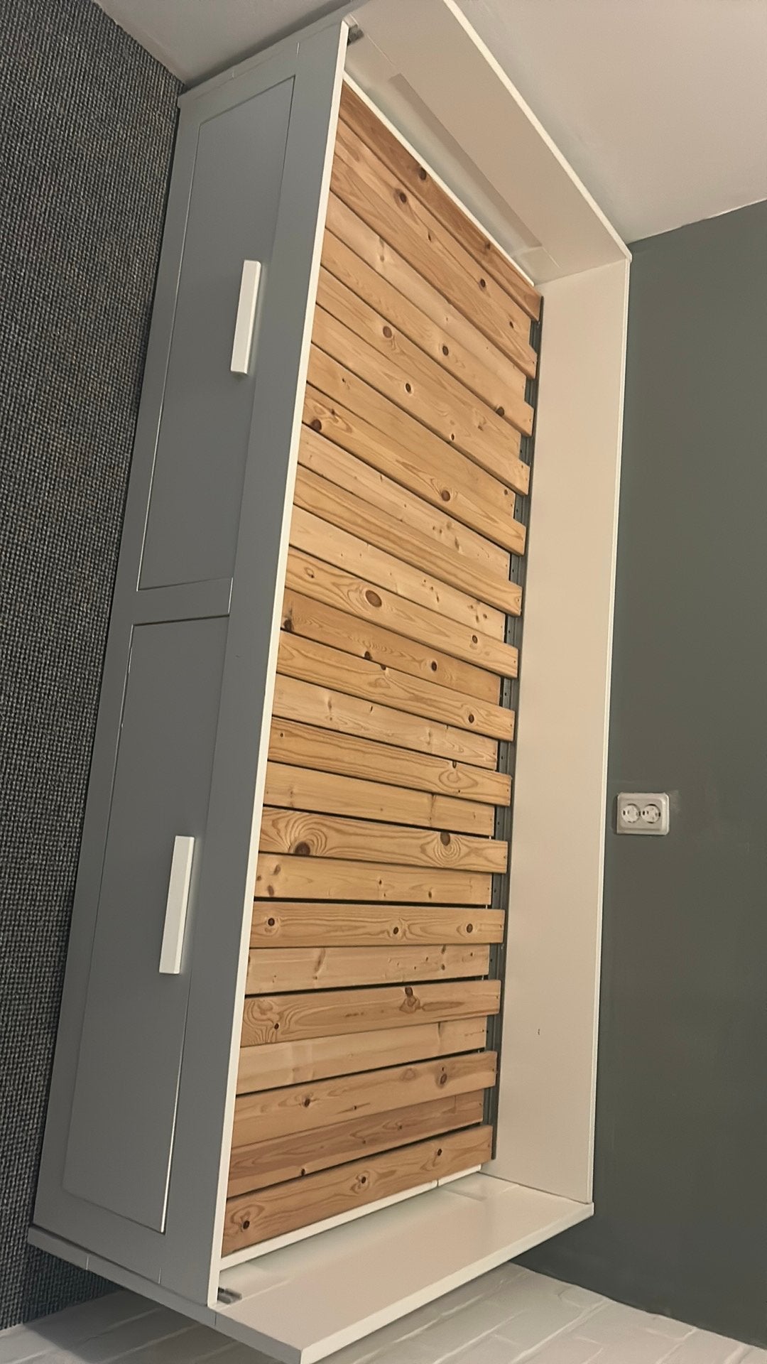 Ikea bed. Brimnes Uitschuifbaar, Ophalen, Eenpersoons, Wit, 80 cm