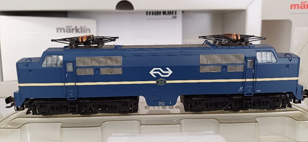 Märklin 37121.1 Serie NS 1206 van de NS ( 60 st. Zeldzaam.), Wisselstroom, Locomotief, Ophalen of Verzenden, Märklin