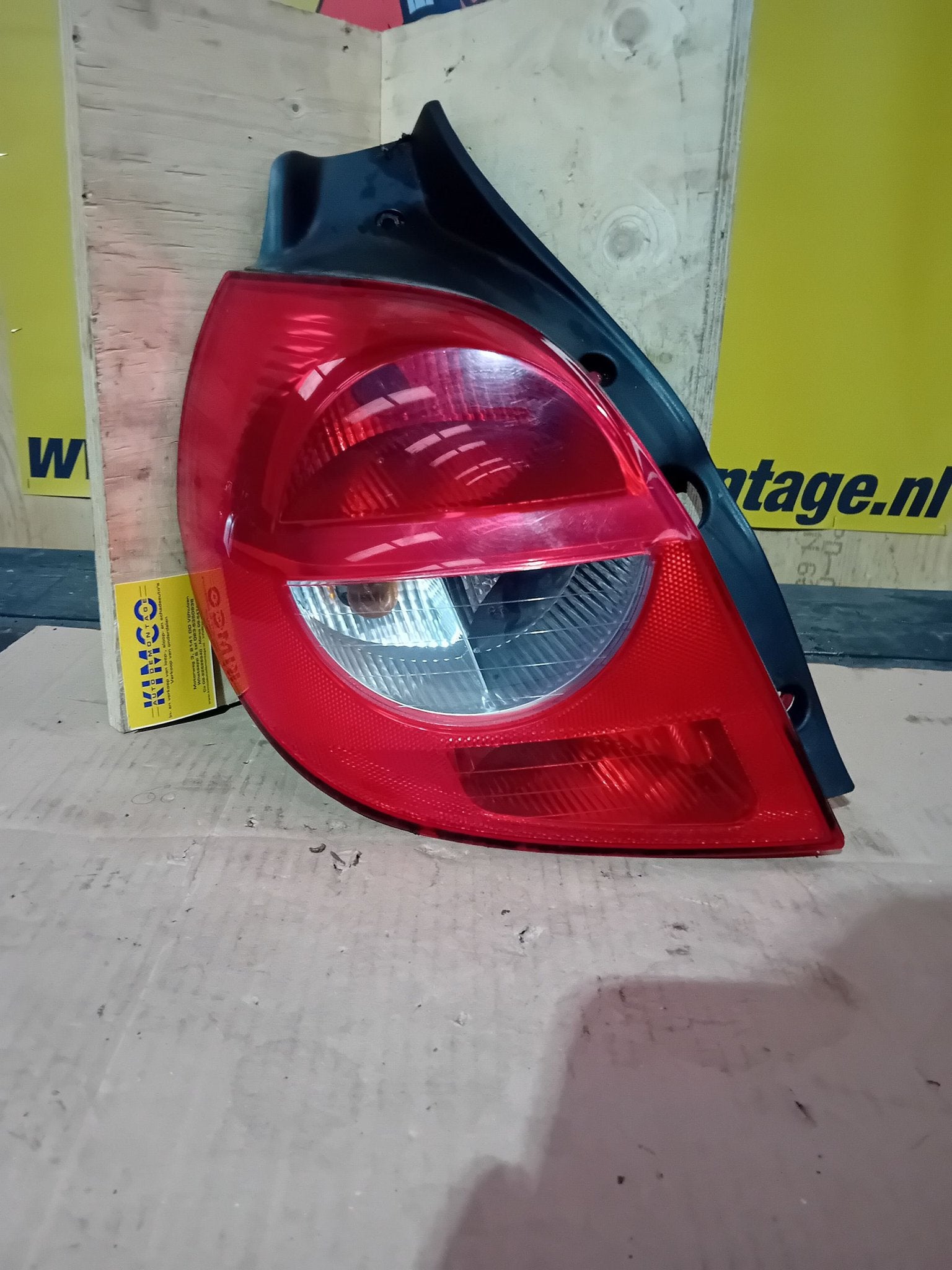 Linker achterlicht Renault Clio III bj.2009, Gebruikt, -, Renault, Ophalen of Verzenden