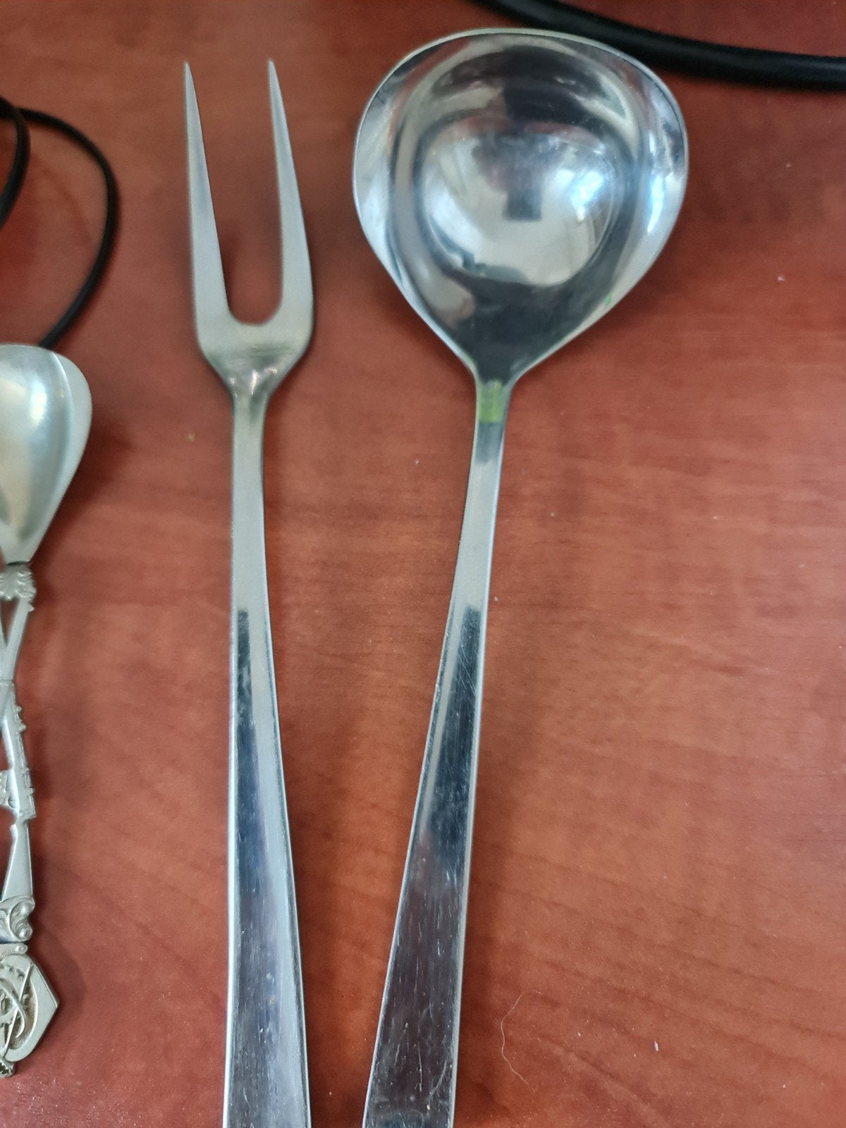 Vintage roestvrijstalen opscheplepel en vleesvork, Ophalen of Verzenden