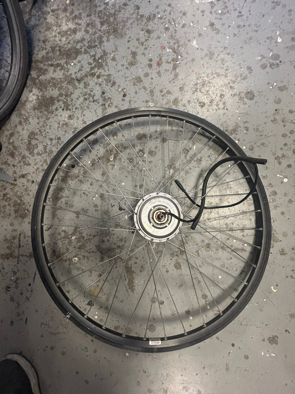 voor wiel E bike van cortina 36 v €30, Ophalen, Zo goed als nieuw, Wiel