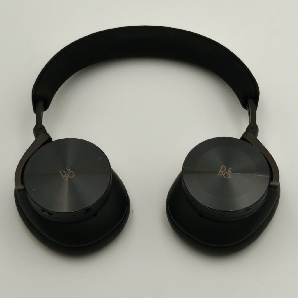 Bang & Olufsen BeoPlay H95 Draadloze koptelefoon + Garantie, Bang en Olufson, Zo goed als nieuw, Support@bangenolufson.com, Bang & Olufsen Group
Peter Bangs Vej 15
7600 Struer
Denmark