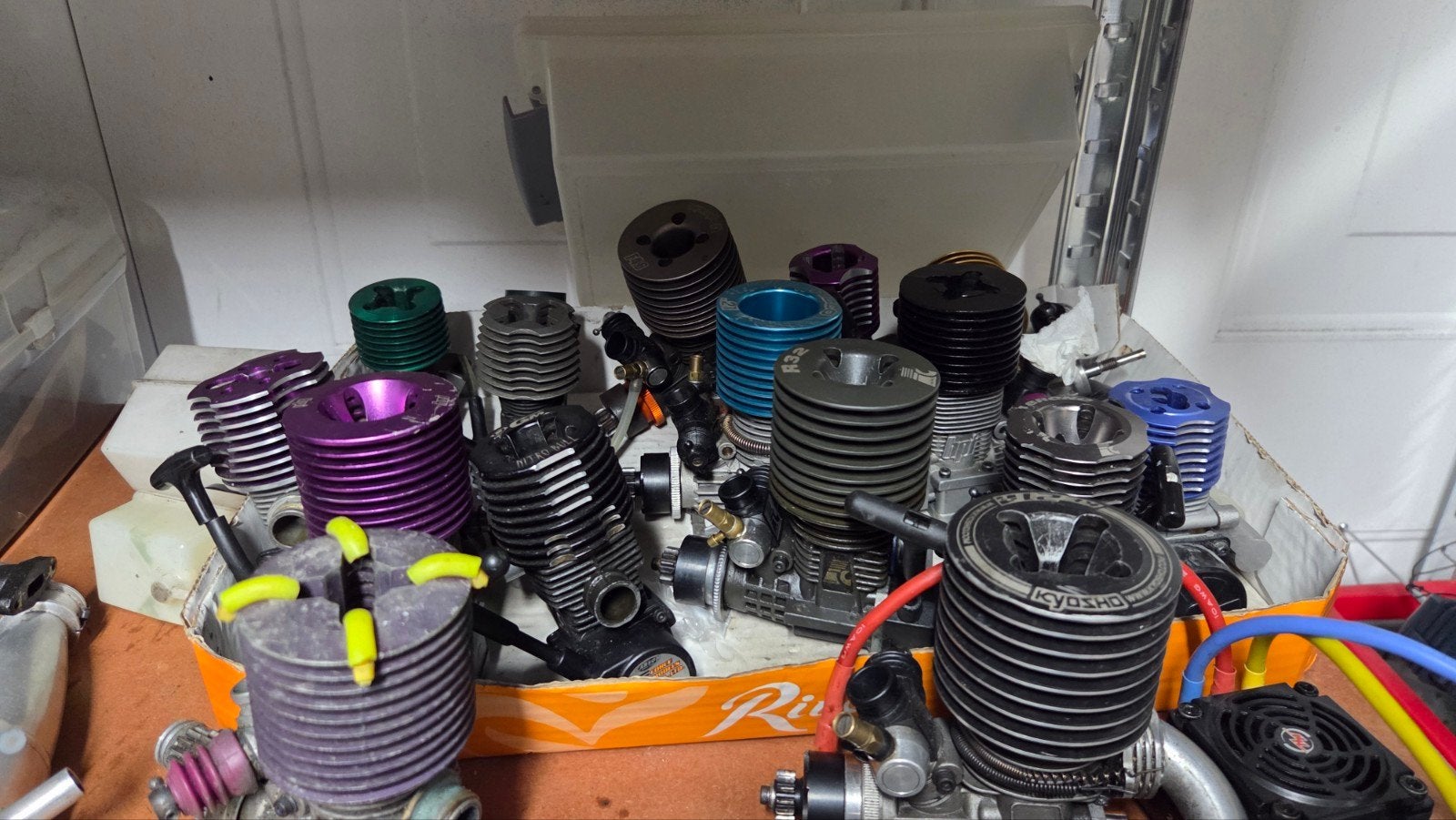 Te koop alle soorten nitro moters, Ophalen of Verzenden, Gebruikt, Nitro, Onderdeel