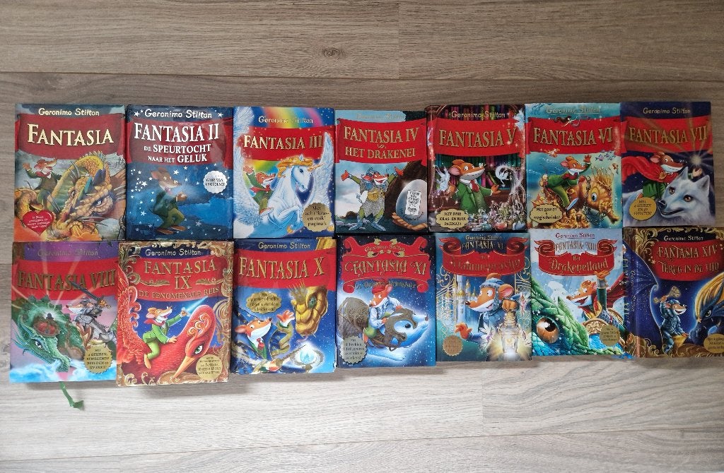 Boekenreeks Fantasia - Geronimo Stilton deel 1 t/m 14, Ophalen, Zo goed als nieuw