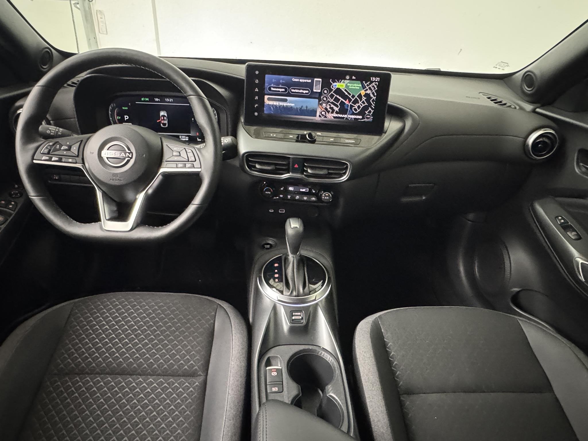 Nissan Juke 1.6 Hybrid N-Connecta | Navigatie | Achteruitrij, Auto's, Stof, Gebruikt, Met garantie (alle), Bedrijf