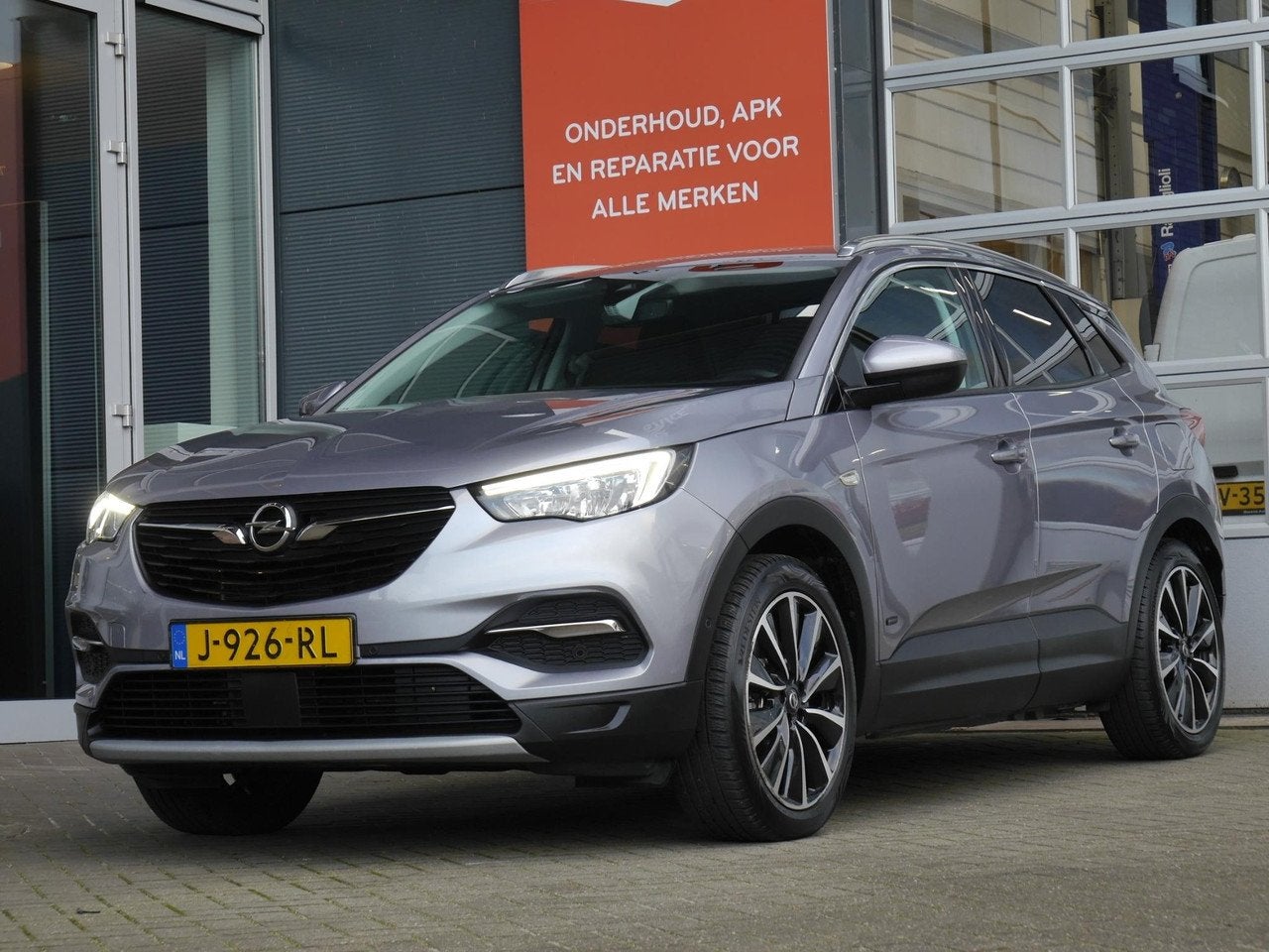 Opel Grandland X 1.6 Turbo Hybrid Business Executive | Stoel, 228 pk, 4 cilinders, Bedrijf, Hybride Elektrisch/Benzine